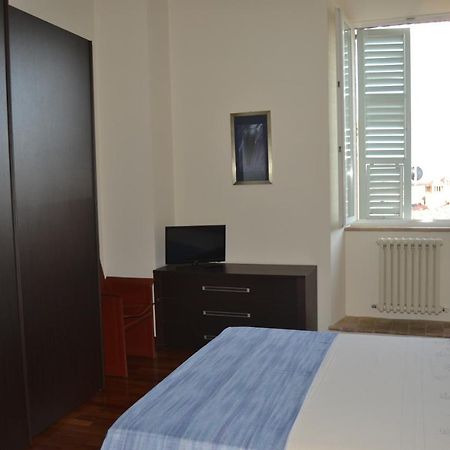 Palazzo Roberti Hotell Monte San Giusto Eksteriør bilde