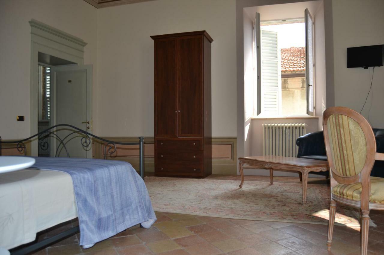 Palazzo Roberti Hotell Monte San Giusto Eksteriør bilde