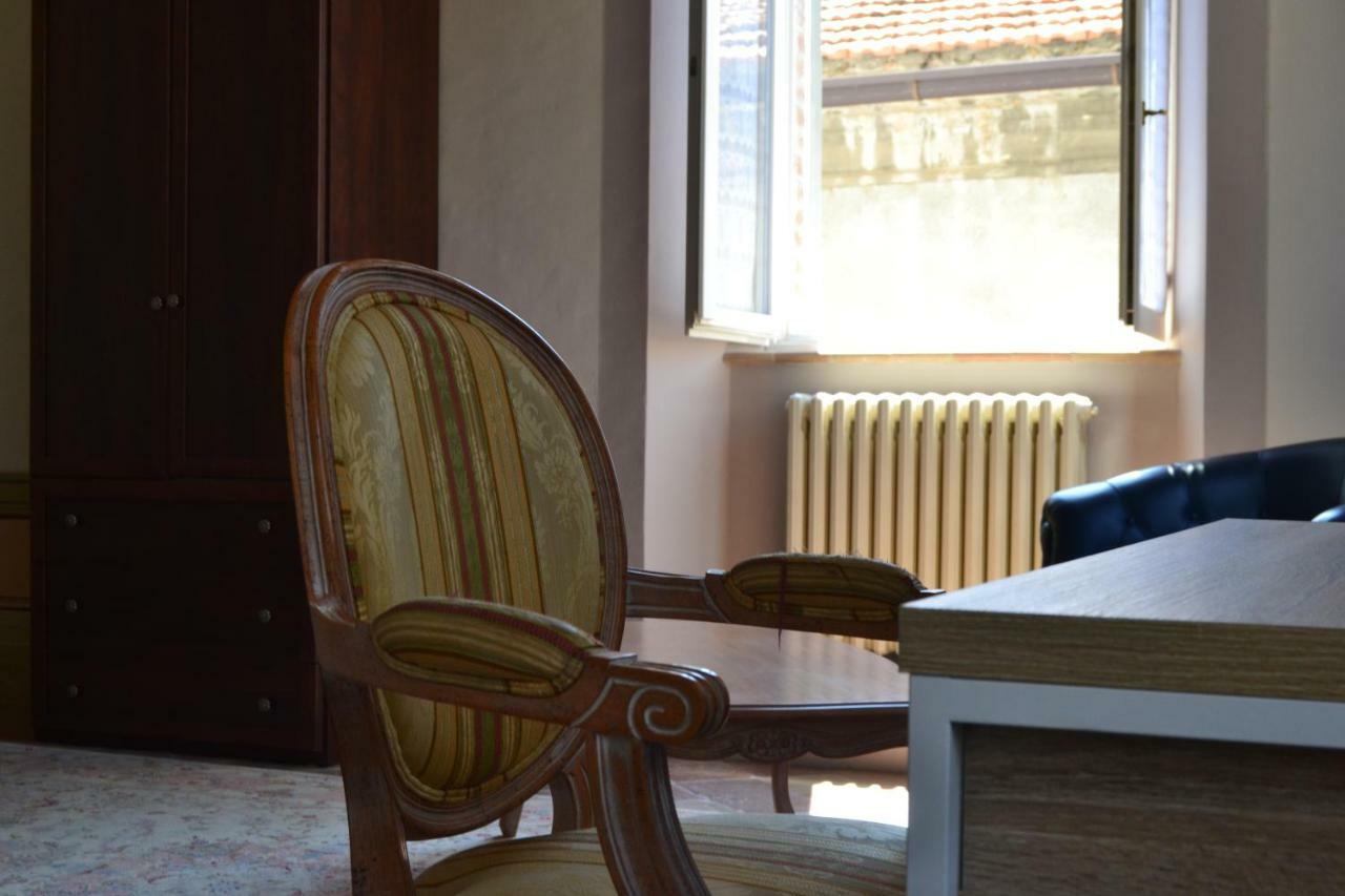 Palazzo Roberti Hotell Monte San Giusto Eksteriør bilde