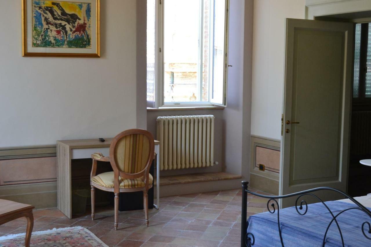 Palazzo Roberti Hotell Monte San Giusto Eksteriør bilde