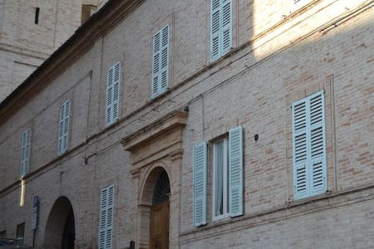 Palazzo Roberti Hotell Monte San Giusto Eksteriør bilde