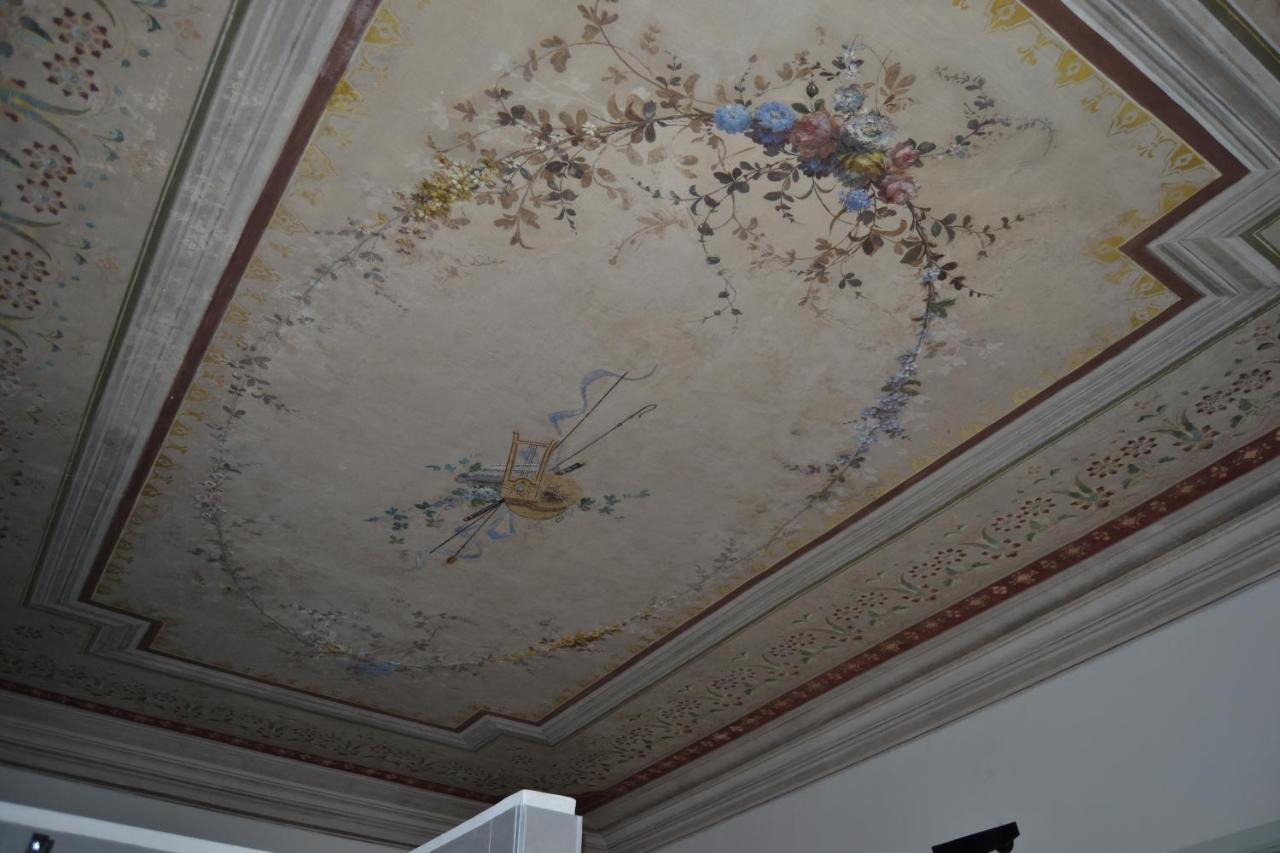 Palazzo Roberti Hotell Monte San Giusto Eksteriør bilde